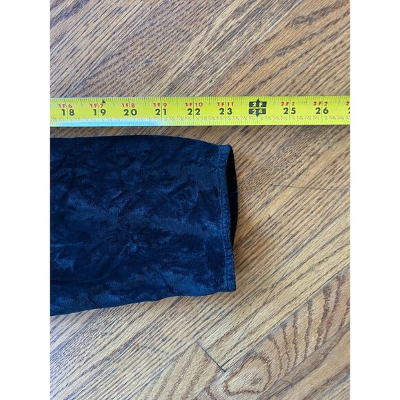 CP SHADES Black Crushed Velvet Button Up Shirt Top Women's Size Medium - Picture 10 of 10